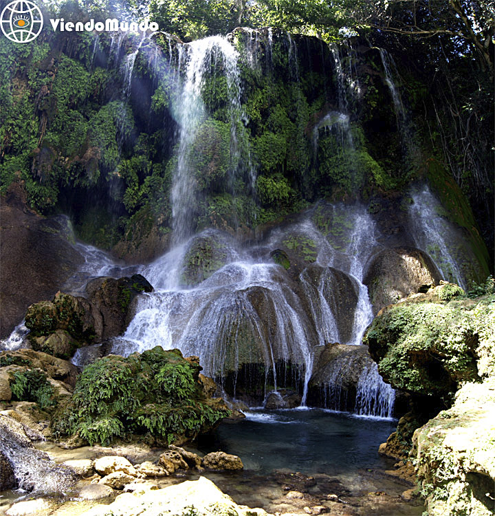 CATARATAS Y CASCADAS EN LAS ISLAS DEL CARIBE. Los mejores saltos de agua del Caribe visitados por ViendoMundo CATARATAS Y CASCADAS EN LAS ISLAS DEL CARIBE. Los mejores saltos de agua del país visitados por ViendoMundo
