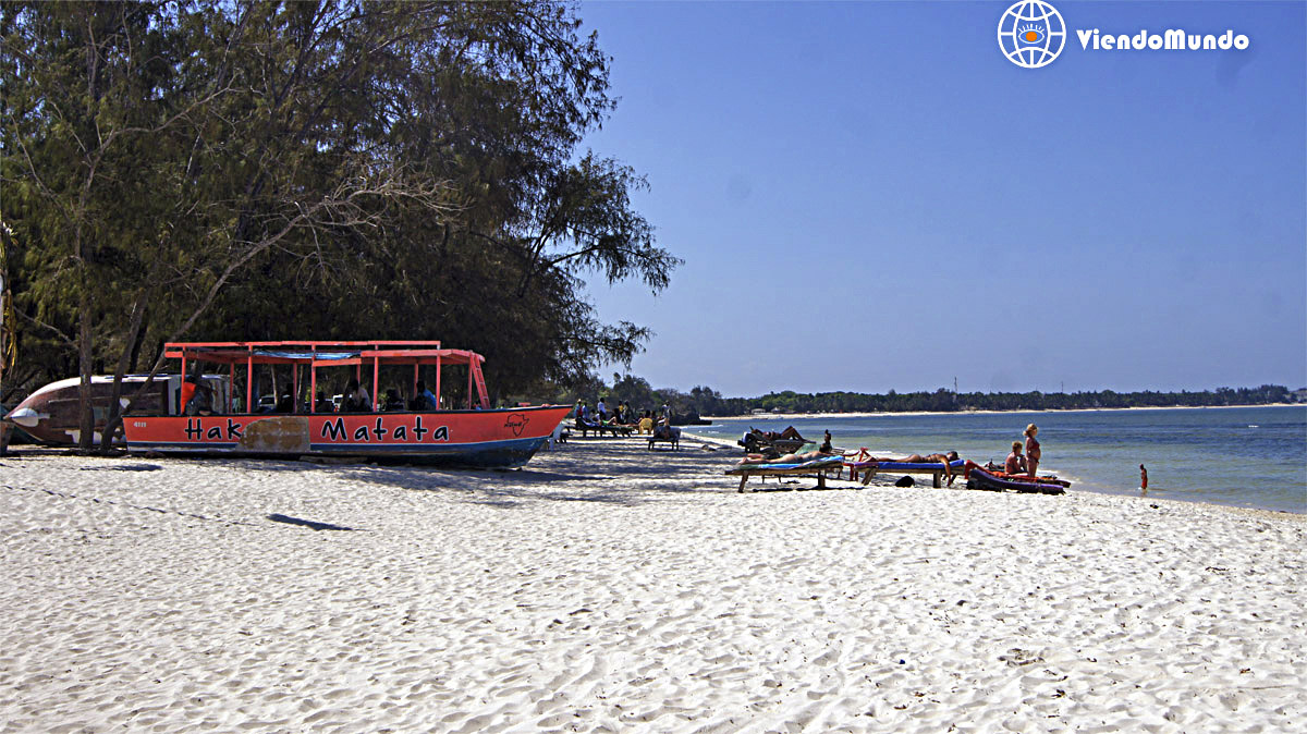 PLAYAS DE KENIA. Las mejores playas del país visitadas por ViendoMundo PLAYAS DE KENIA. Las mejores playas del país visitadas por ViendoMundo